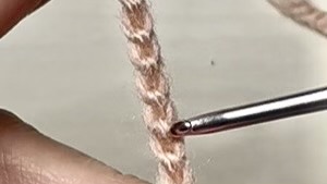 くさり編みの裏山の場所